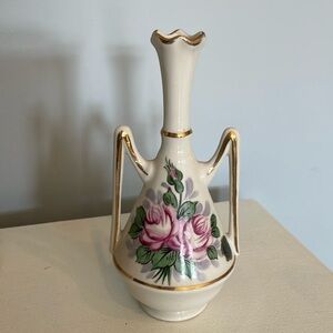 Antique white floral pattern unique design vase